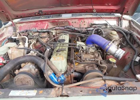 1998 Jeep Cherokee Classic/Sport из США, поврежденный, VIN 1J4FJ68S9WL236308